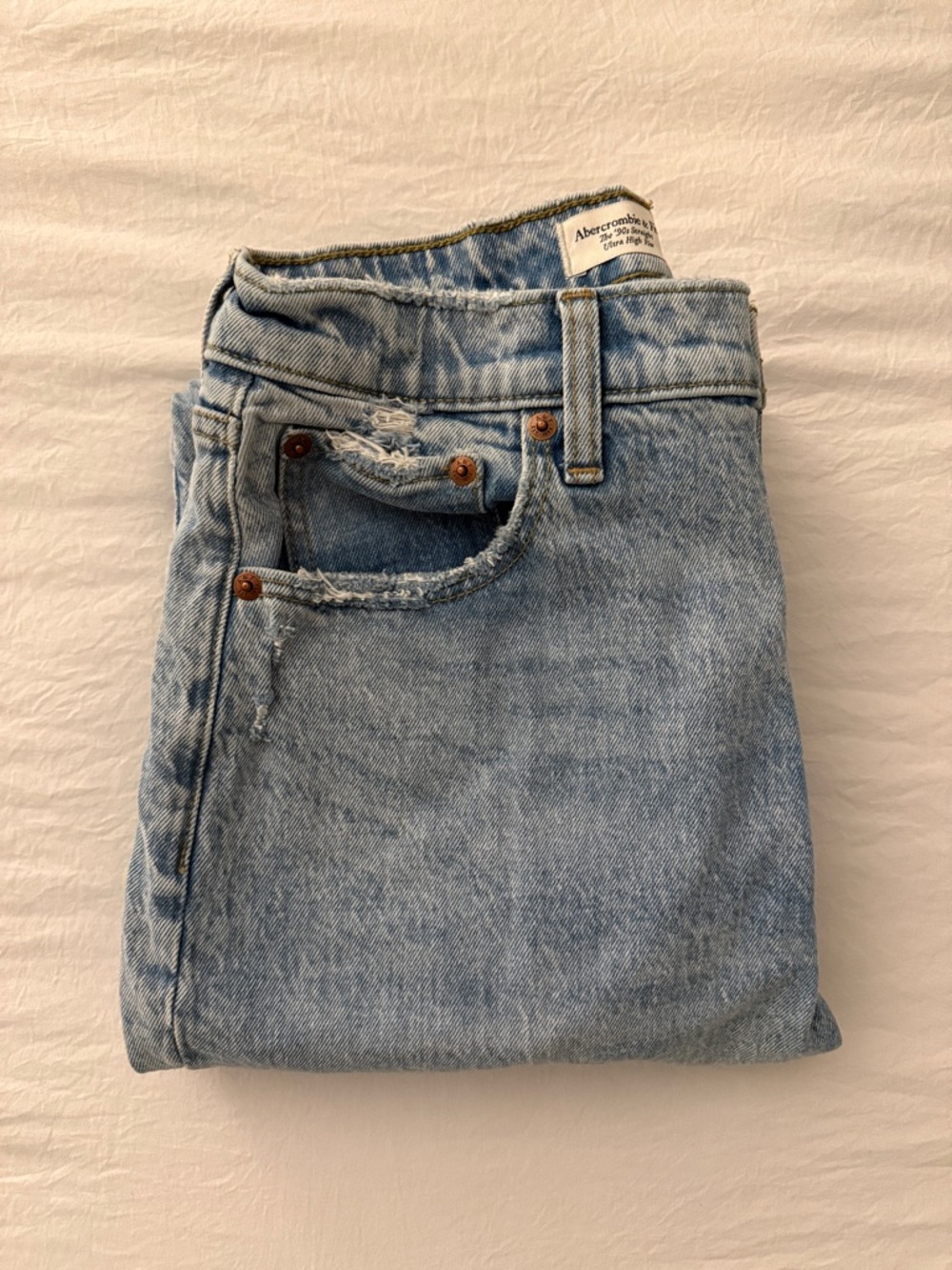 Abercrombie & Fitch Women's Light Blue Straight Leg Jeans